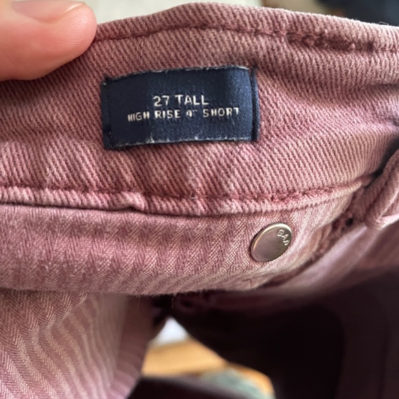 Cute mauve gap shorts - Picture 3 of 3